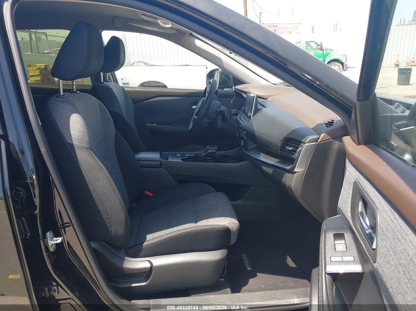 2023 Nissan Rogue VIN JN8BT3BA8PW427140 IAAI salvage auction — FRONT END, Salvage Title, sold $6,225 on 2026-07-08 (photo 5)