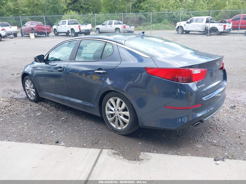 2015 Kia Optima VIN 5XXGM4A70FG443620 IAAI salvage auction — THEFT, Salvage Title, sold $850 on 2026-07-09 (photo 3)