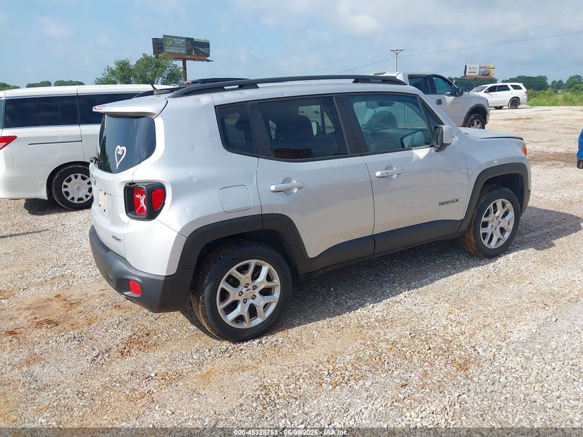 2017 Jeep Renegade VIN ZACCJBBB9HPF33085 IAAI salvage auction — HAIL, Salvage Title, sold $2,600 on 2026-07-13 (photo 4)