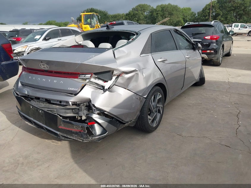 2025 Hyundai Elantra VIN KMHLP4DG8SU994850 IAAI salvage auction — FRONT & REAR, Salvage (Texas), sold $2,850 on 2026-07-28 (photo 4)
