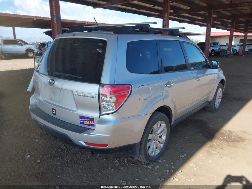 2011 Subaru Forester VIN JF2SHBDC6BH760733 IAAI salvage auction — NORMAL WEAR, Clear-Dealer Only (Minnesota), sold $650 on 2026-07-21 (photo 4)