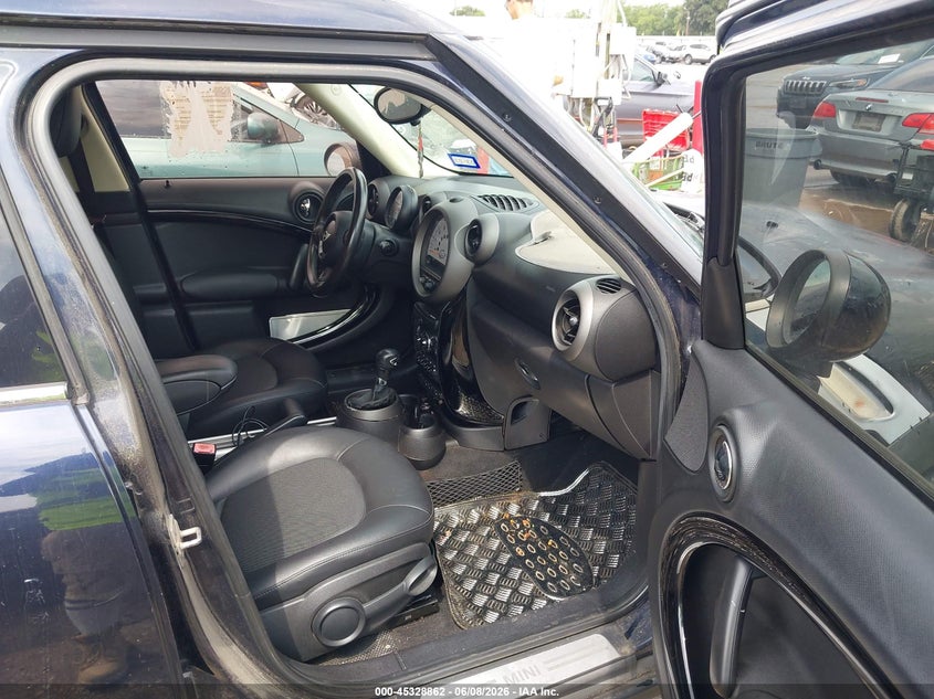 2011 Mini Cooper VIN WMWZB3C58BWM01285 IAAI salvage auction — NORMAL WEAR, Original (Texas), sold $600 on 2026-07-21 (photo 5)