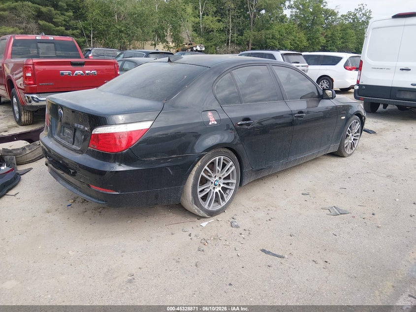 2008 BMW 5er VIN WBANV93508CZ64916 IAAI salvage auction — NORMAL WEAR, Clear (Massachusetts), sold $600 on 2026-07-08 (photo 4)