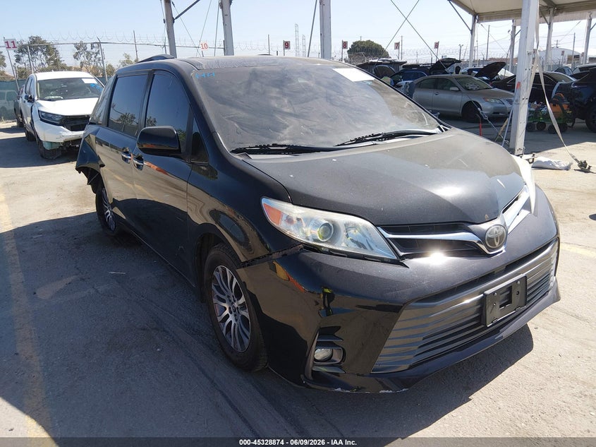 2020 Toyota Sienna VIN 5TDYZ3DC3LS039245 IAAI salvage auction — REAR END, Salvage Title, sold $4,150 on 2026-07-29 (photo 1)