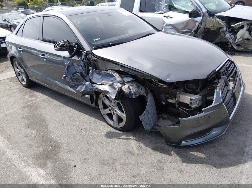 2019 Audi A3 VIN WAUAUGFF5K1010935 IAAI salvage auction — RIGHT SIDE, Salvage (California), sold $600 on 2026-07-23 (photo 1)