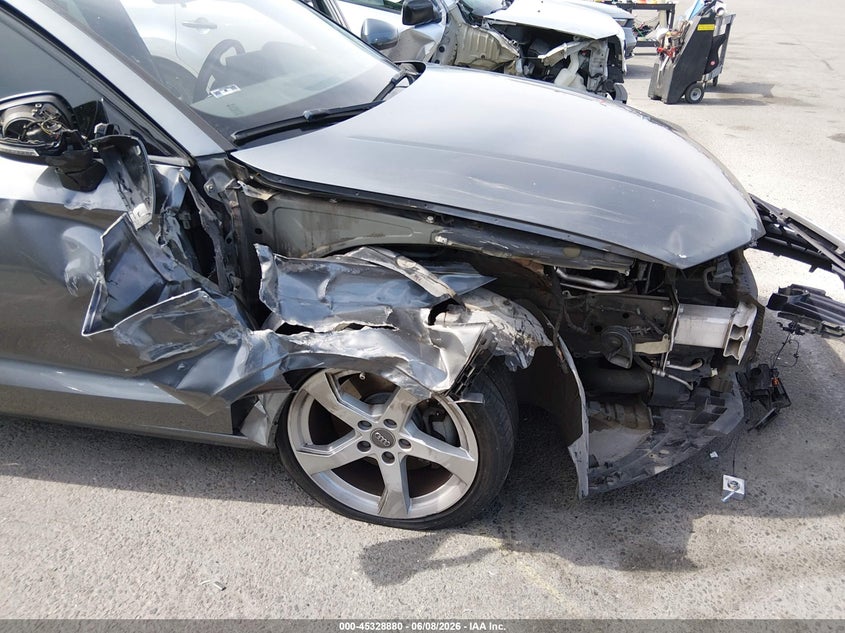 2019 Audi A3 VIN WAUAUGFF5K1010935 IAAI salvage auction — RIGHT SIDE, Salvage (California), sold $600 on 2026-07-23 (photo 6)
