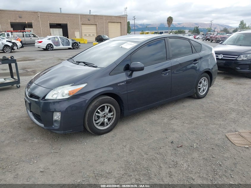 2011 Toyota Prius VIN JTDKN3DUXB0294891 IAAI salvage auction — RIGHT FRONT, Salvage (California), sold $925 on 2026-07-29 (photo 2)