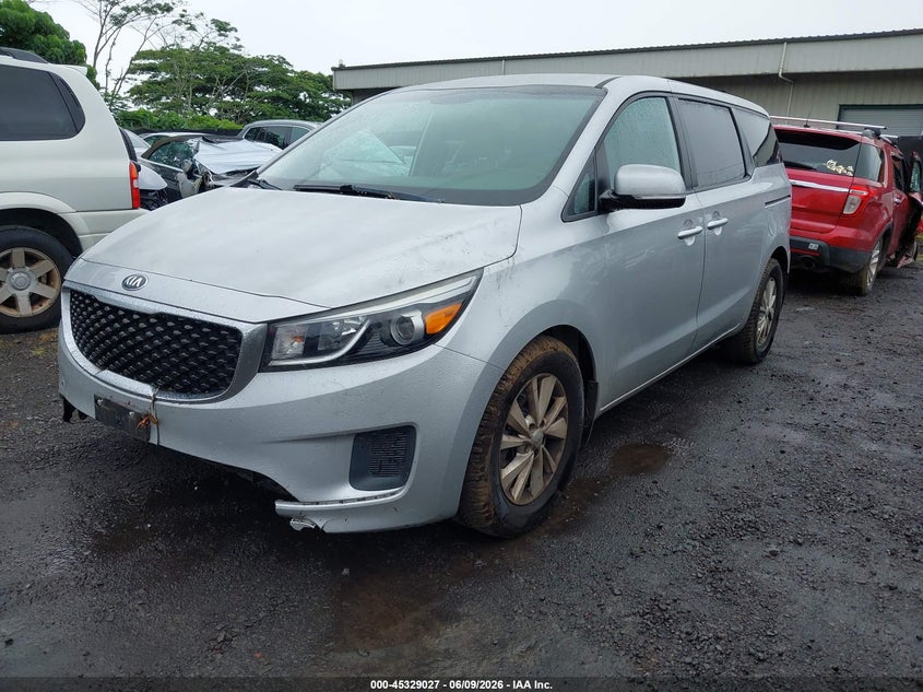 2018 Kia SEDONA VIN KNDMB5C16J6380232 IAAI salvage auction — UNDERCARRIAGE, Salvage Title, sold $300 on 2026-07-21 (photo 2)