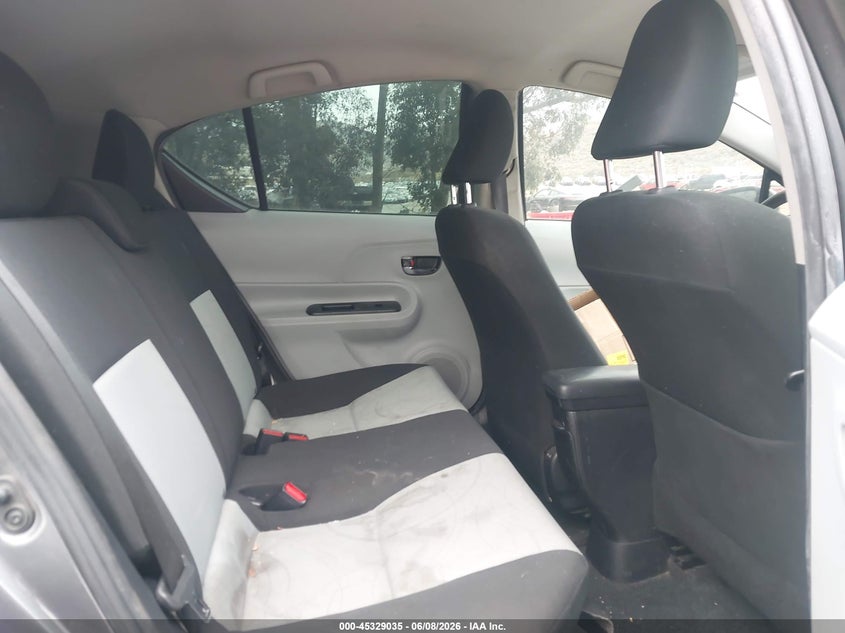 2013 Toyota Prius c VIN JTDKDTB32D1545641 IAAI salvage auction — NORMAL WEAR, Clear - Dealer Only (California), sold $425 on 2026-07-21 (photo 8)