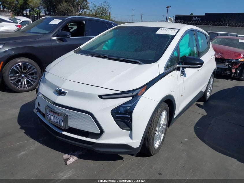2023 Chevrolet Bolt euv VIN 1G1FW6S00P4116786 IAAI salvage auction — RIGHT SIDE, Salvage Certificate (California), sold $4,550 on 2026-07-08 (photo 2)