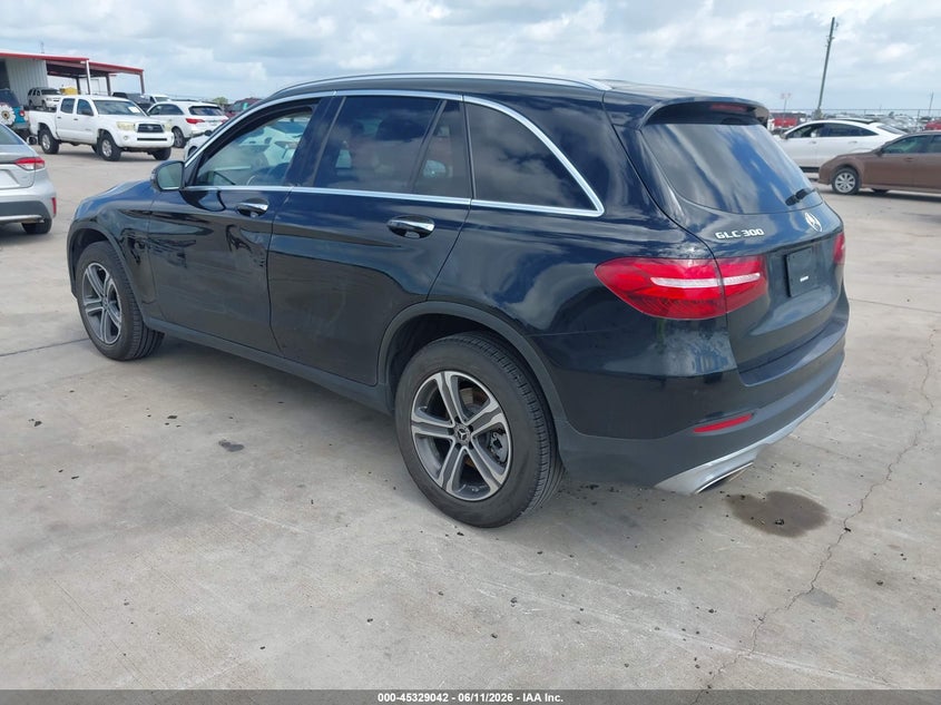 2019 Mercedes-benz Glc VIN WDC0G4JBXKV136512 IAAI salvage auction — SIDE, Original (Texas), sold $7,100 on 2026-07-09 (photo 3)