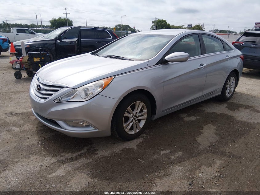 2013 Hyundai Sonata VIN 5NPEB4AC3DH723348 IAAI salvage auction — HAIL, Salvage Title, sold $2,800 on 2026-07-10 (photo 2)