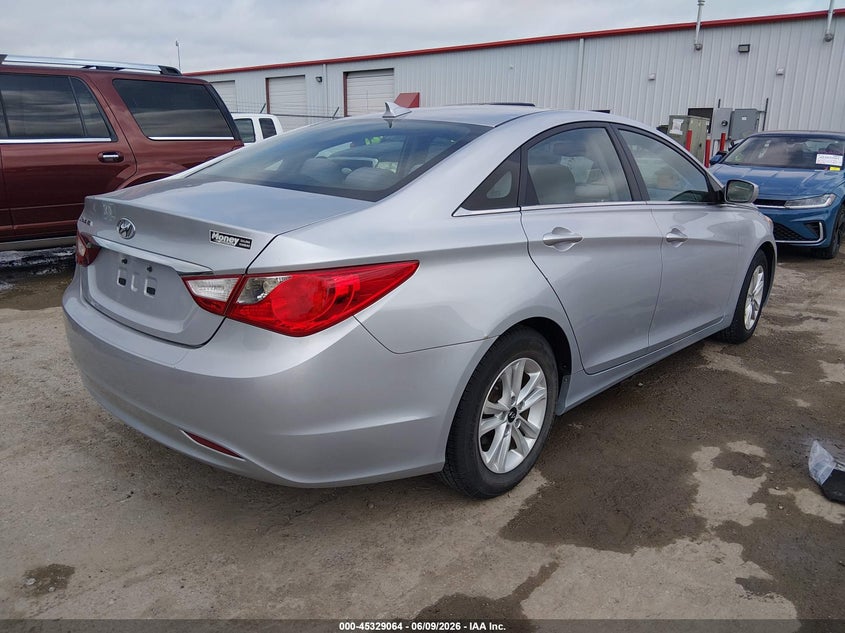 2013 Hyundai Sonata VIN 5NPEB4AC3DH723348 IAAI salvage auction — HAIL, Salvage Title, sold $2,800 on 2026-07-10 (photo 4)