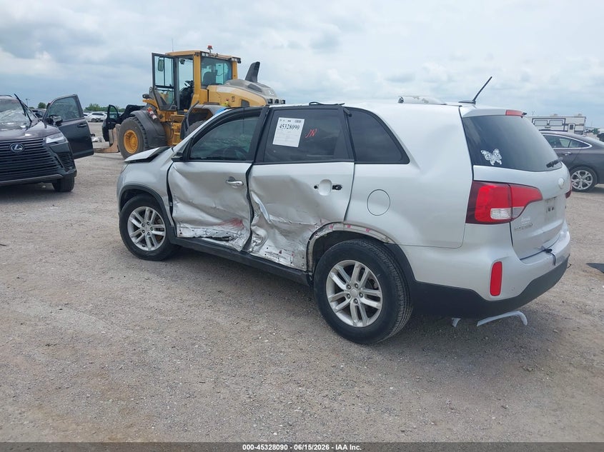 2014 Kia Sorento VIN 5XYKT3A69EG535723 IAAI salvage auction — ROLLOVER, Salvage (Texas), sold $500 on 2026-07-22 (photo 3)