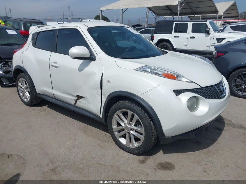 2014 Nissan Juke VIN JN8AF5MR4ET355658 IAAI salvage auction — SIDE, Salvage Title, sold $1,100 on 2026-07-22 (photo 1)