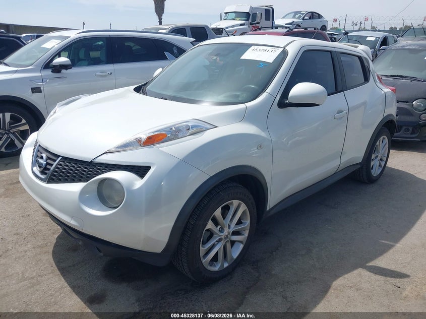 2014 Nissan Juke VIN JN8AF5MR4ET355658 IAAI salvage auction — SIDE, Salvage Title, sold $1,100 on 2026-07-22 (photo 2)