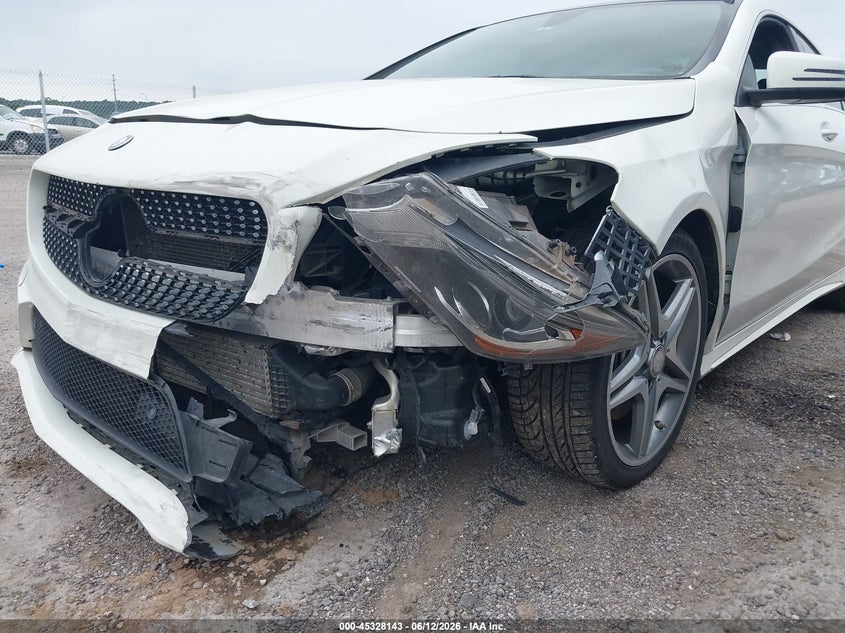 2015 Mercedes-benz Cla-klasse VIN WDDSJ4GBXFN182053 IAAI salvage auction — LEFT FRONT, Salvage Title, sold $2,025 on 2026-08-11 (photo 6)
