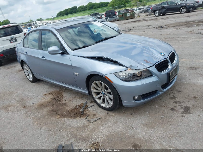 2009 BMW 3 series VIN WBAPK73599A450999 IAAI salvage auction — RIGHT FRONT, Salvage (Iowa), sold $1,550 on 2026-07-21 (photo 1)