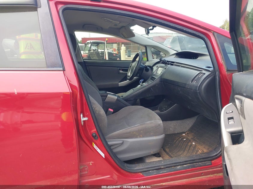 2013 Toyota Prius VIN JTDKN3DU9D5628074 IAAI salvage auction — NORMAL WEAR, Clear (North Carolina), sold $1,000 on 2026-07-16 (photo 5)