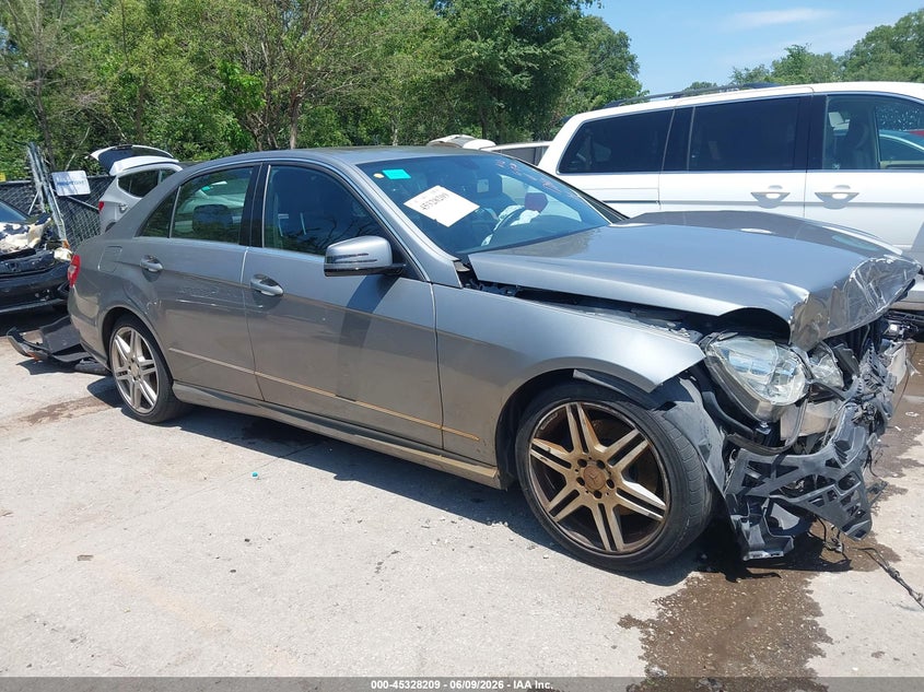 2011 Mercedes-benz E-class VIN WDDHF8HB1BA291780 IAAI salvage auction — FRONT END, Salvage (Kansas), sold $525 on 2026-07-29 (photo 1)