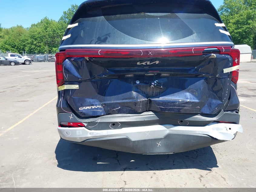 2026 Kia Carnival VIN KNDNB5K37T6580448 IAAI salvage auction — REAR END, Salvage Title, sold $13,125 on 2026-07-16 (photo 6)