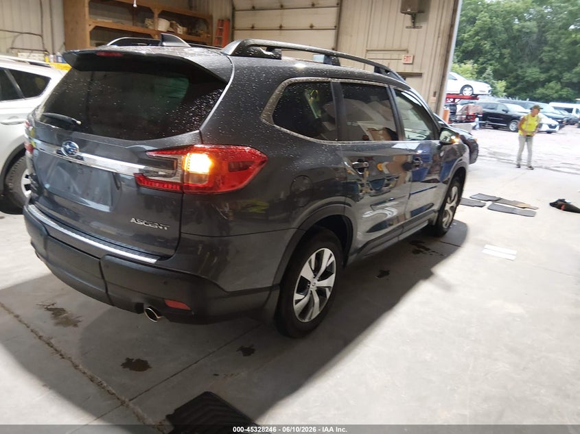 2024 Subaru Ascent VIN 4S4WMAED6R3466460 IAAI salvage auction — LEFT SIDE, Salvage Title, sold $9,600 on 2026-07-29 (photo 4)