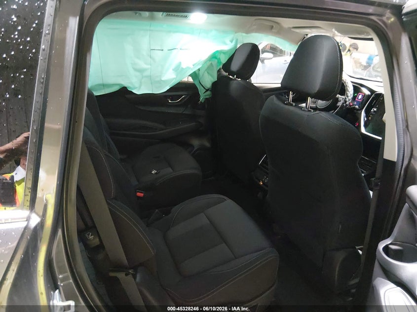 2024 Subaru Ascent VIN 4S4WMAED6R3466460 IAAI salvage auction — LEFT SIDE, Salvage Title, sold $9,600 on 2026-07-29 (photo 8)