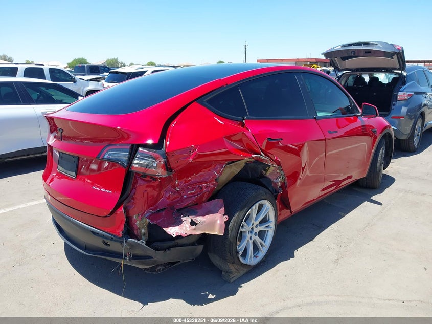 2022 Tesla Model y VIN 7SAYGDEE2NF546563 IAAI salvage auction — LEFT REAR, Salvage Title, sold $9,275 on 2026-08-01 (photo 4)