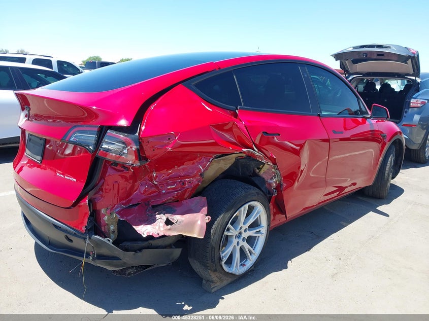2022 Tesla Model y VIN 7SAYGDEE2NF546563 IAAI salvage auction — LEFT REAR, Salvage Title, sold $9,275 on 2026-08-01 (photo 6)