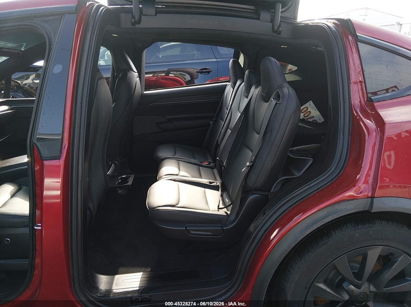 2023 Tesla Model x VIN 7SAXCDE55PF427027 IAAI salvage auction — SIDE, Salvage Title, sold $22,750 on 2026-09-23 (photo 8)