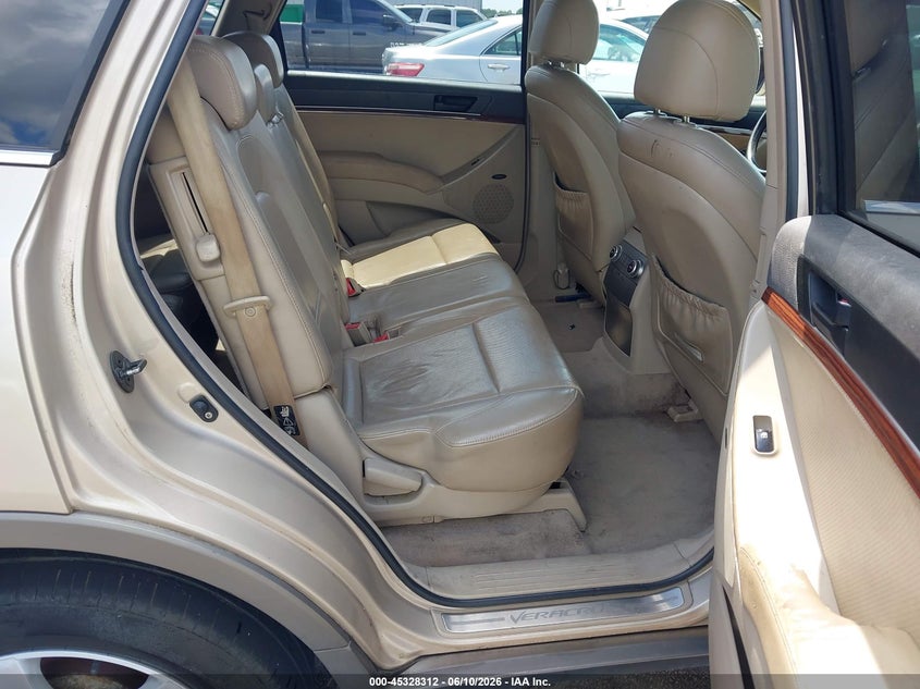 2007 Hyundai Veracruz VIN KM8NU73C37U013736 IAAI salvage auction — FRONT END, Repossession Paperwork (South Carolina), sold $25 on 2026-07-22 (photo 8)