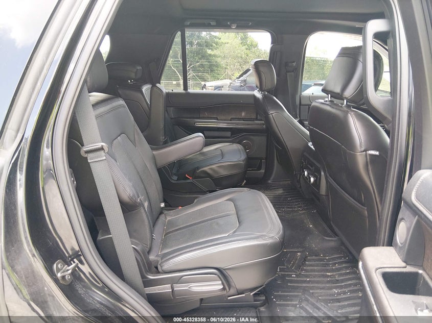 2018 Ford Expedition VIN 1FMJU1KT2JEA49934 IAAI salvage auction — RIGHT FRONT, Salvage (Alabama), sold $8,150 on 2026-07-29 (photo 8)