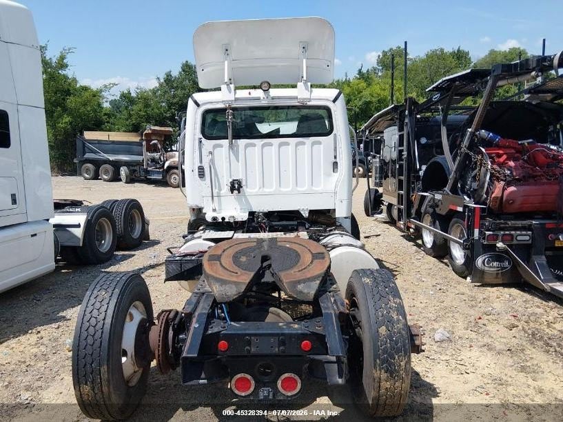 2017 Freightliner M2 VIN 3AKBC4DV7HDJG5838 IAAI salvage auction — FRONT END, Clear (Minnesota), sold $25 on 2026-08-13 (photo 8)