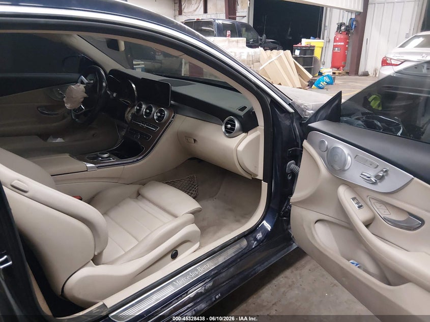 2019 Mercedes-benz C-klasse VIN WDDWJ8EB1KF770956 IAAI salvage auction — FRONT END, Salvage Title, sold $6,650 on 2026-08-11 (photo 5)