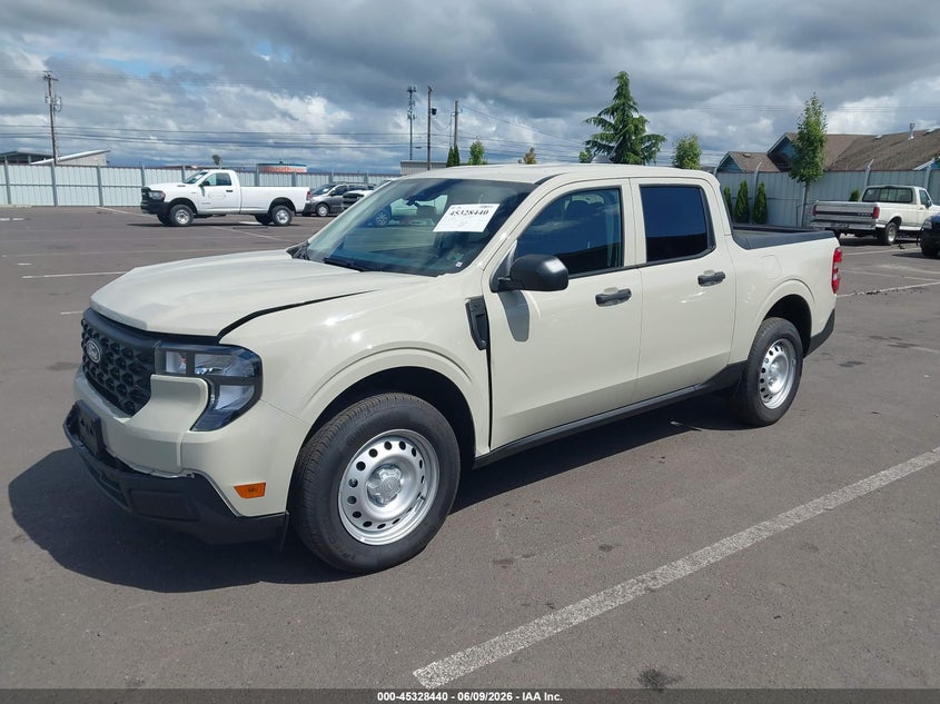 2025 Ford Maverick VIN 3FTTW8BA5SRB67490 IAAI salvage auction — RIGHT SIDE, Salvage (Oregon), sold $8,200 on 2026-07-29 (photo 2)