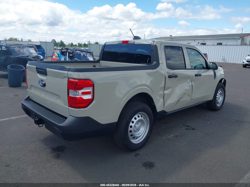 2025 Ford Maverick VIN 3FTTW8BA5SRB67490 IAAI salvage auction — RIGHT SIDE, Salvage (Oregon), sold $8,200 on 2026-07-29 (photo 4)