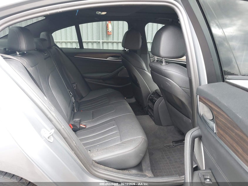 2023 BMW 5er VIN WBA13BJ03PCN10290 IAAI salvage auction — FRONT END, Salvage Title, sold $18,100 on 2026-08-02 (photo 8)