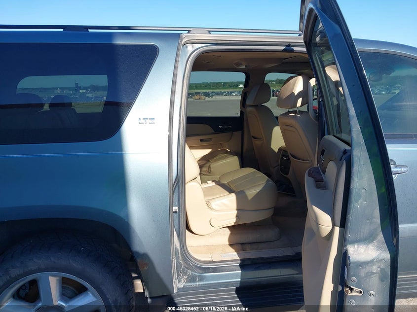 2008 Chevrolet Suburban 1500 VIN 3GNFK16358G182305 IAAI salvage auction — REAR END, Certificate Of Title (Nebraska), sold $1,275 on 2026-07-09 (photo 8)