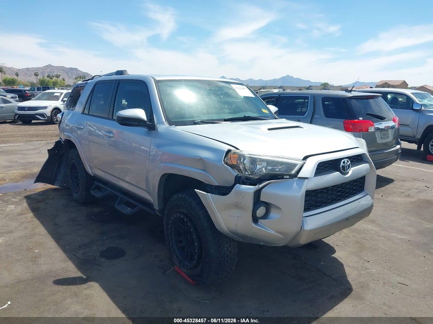2017 Toyota 4runner VIN JTEBU5JR1H5438317 IAAI salvage auction — REAR END, Salvage (Arizona), sold $6,925 on 2026-07-14 (photo 1)
