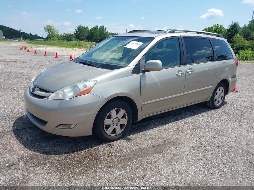 2008 Toyota Sienna VIN 5TDZK22C48S107808 IAAI salvage auction — NORMAL WEAR, Clear (Alabama), sold $525 on 2026-07-15 (photo 2)