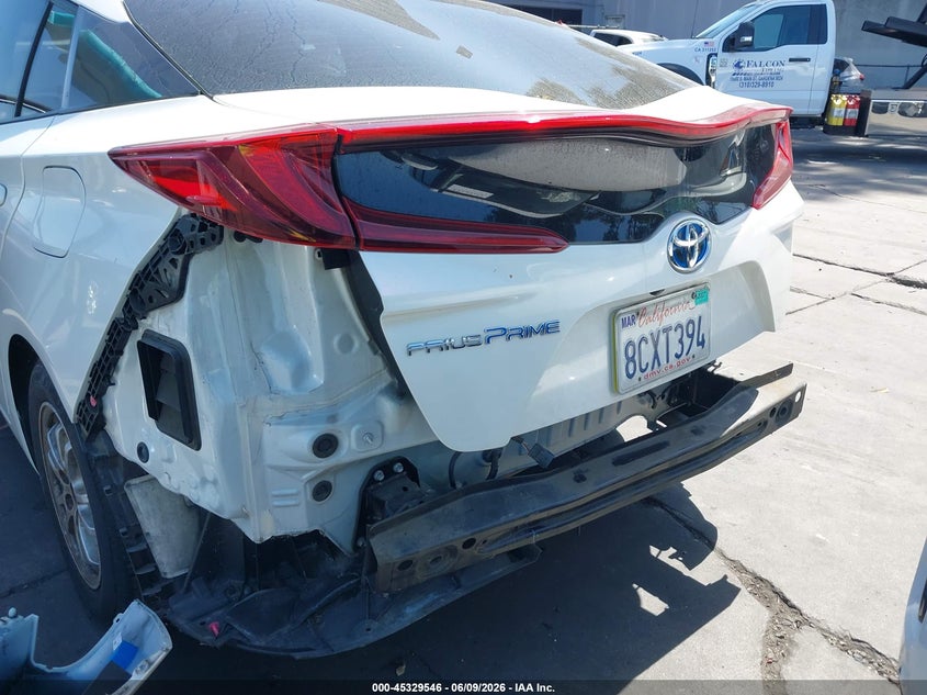2017 Toyota Prius VIN JTDKARFP5H3057562 IAAI salvage auction — REAR END, Salvage Title, sold $7,100 on 2026-07-10 (photo 6)