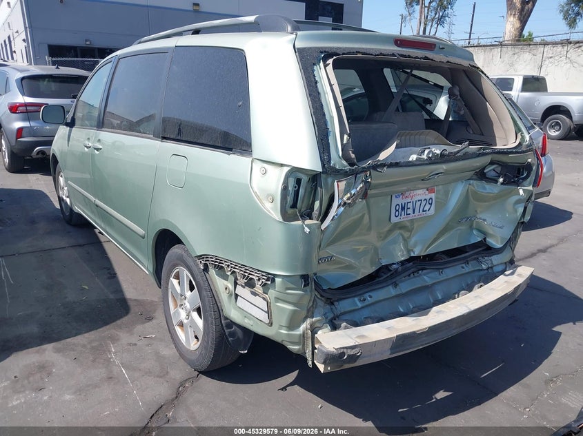2009 Toyota Sienna VIN 5TDZK22C39S241517 IAAI salvage auction — REAR END, Salvage Certificate (California), sold $475 on 2026-07-08 (photo 3)