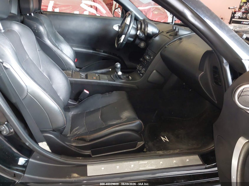 2005 Nissan 350z VIN JN1AZ36A95M755209 IAAI salvage auction — LEFT SIDE, Salvage (Oregon), sold $2,250 on 2026-07-30 (photo 5)