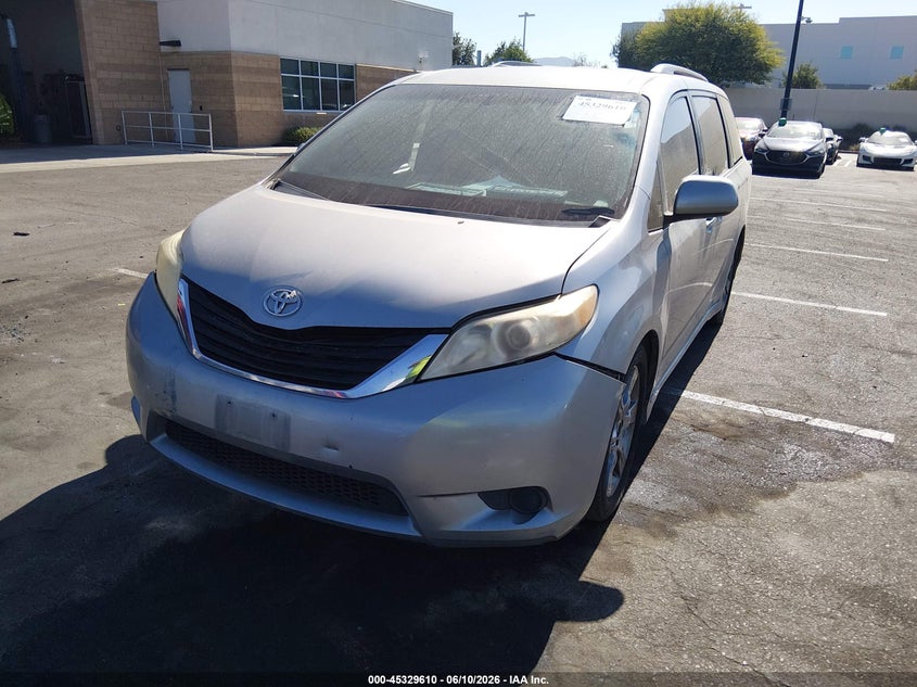 2015 Toyota Sienna VIN 5TDXK3DC6FS657647 IAAI salvage auction — SIDE, Salvage Certificate (California), sold $2,550 on 2026-07-10 (photo 2)