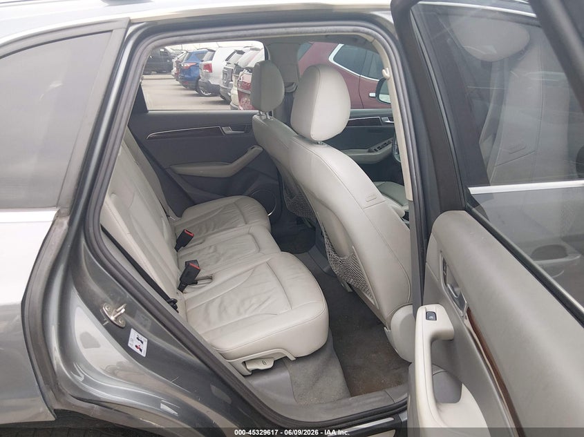 2012 Audi Q5 VIN WA1LFBFP9CA052036 IAAI salvage auction — NORMAL WEAR, Salvage Title, sold $550 on 2026-07-20 (photo 8)