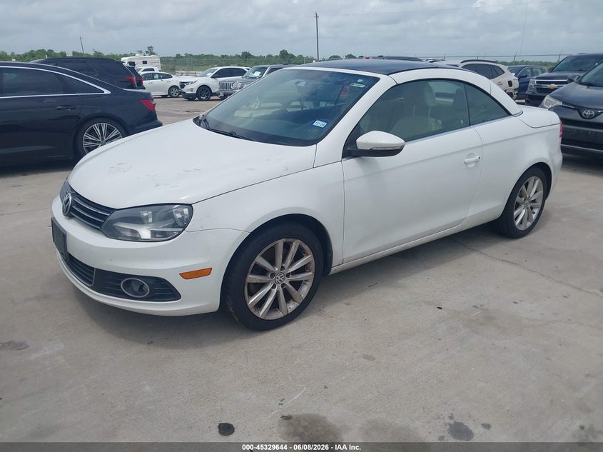 2014 Volkswagen Eos VIN WVWBW8AH3EV003558 IAAI salvage auction — NORMAL WEAR, Original (Texas), sold $975 on 2026-07-10 (photo 2)
