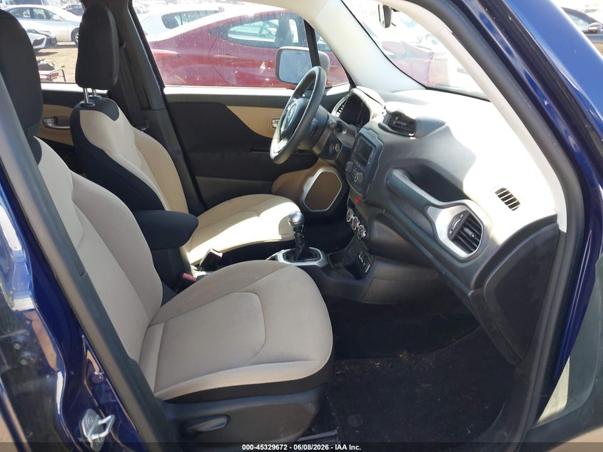 2016 Jeep Renegade VIN ZACCJAAW5GPC63205 IAAI salvage auction — NORMAL WEAR, Clear-Dealer Only (Arizona), sold $1,175 on 2026-07-13 (photo 5)