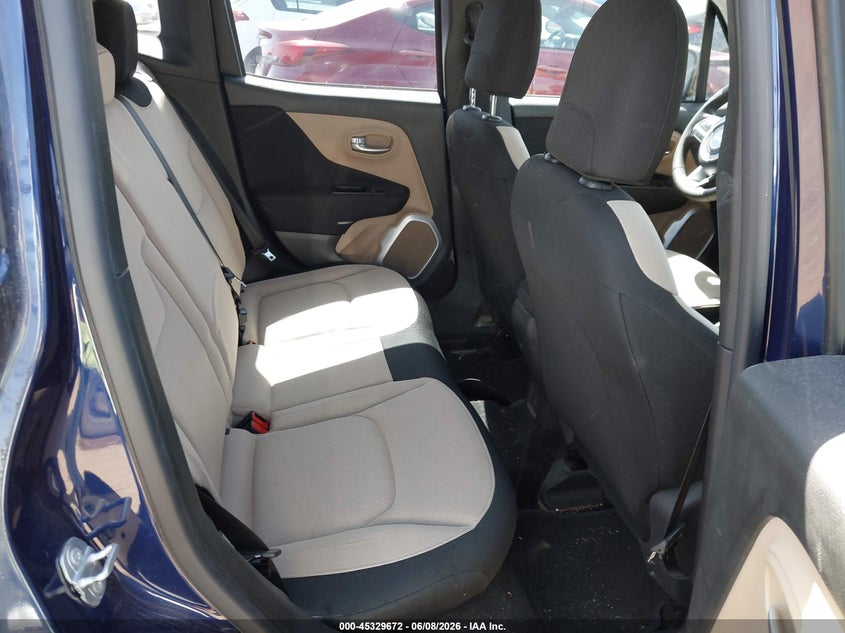2016 Jeep Renegade VIN ZACCJAAW5GPC63205 IAAI salvage auction — NORMAL WEAR, Clear-Dealer Only (Arizona), sold $1,175 on 2026-07-13 (photo 8)