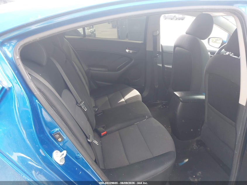 2014 Kia Forte VIN KNAFX4A60E5110392 IAAI salvage auction — REAR END, Salvage Title, sold $1,000 on 2026-07-06 (photo 8)