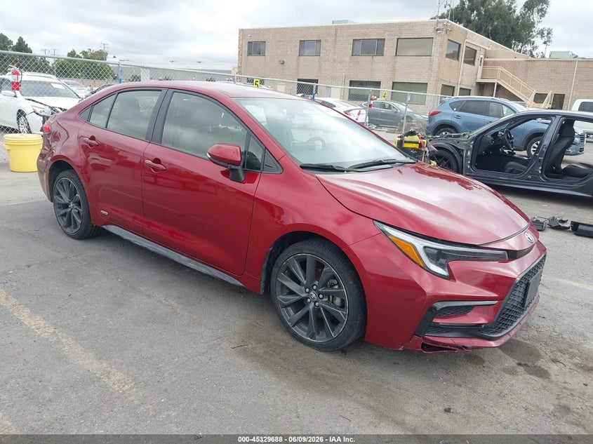 2024 Toyota Corolla VIN JTDBDMHE3RJ008573 IAAI salvage auction — LEFT FRONT, Salvage Title, sold $9,025 on 2026-07-27 (photo 1)